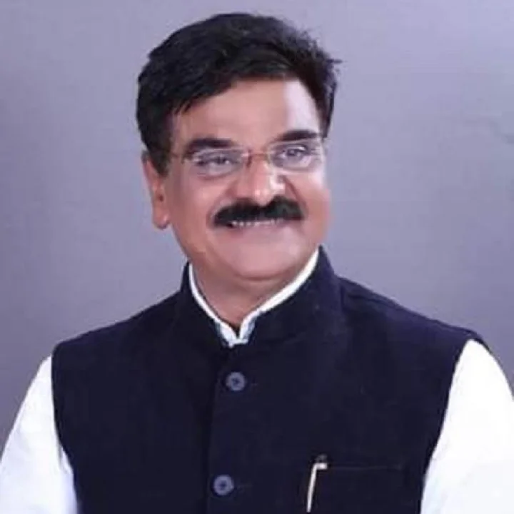 “हे बंड नाही, ही गद्दारी नाही, ही खुद्दारी आहे : विजय शिवतारे