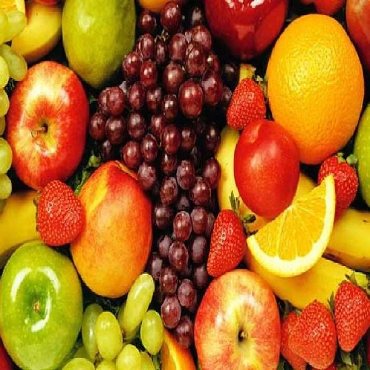 हिवाळ्यात ही फळे शरीराला हायड्रेट ठेवू शकतात