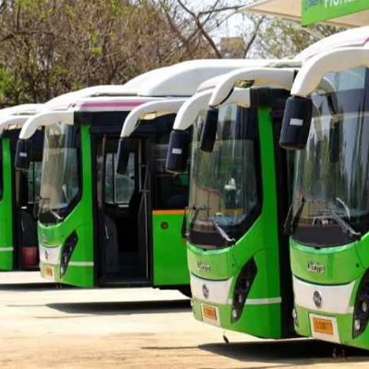 PMPML ची नवी बससेवा सुरु, आता AC बसमधून करा मनमुराद ‘पुणे दर्शन’