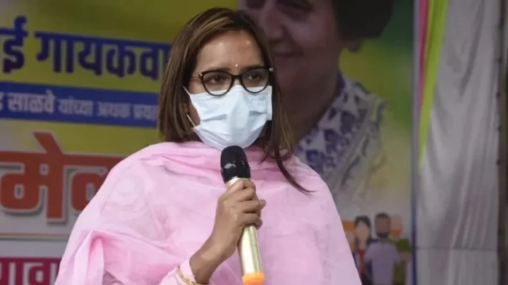 Big change in the first syllabus - Varsha Gaikwad पहिलीच्या अभ्यासक्रमात मोठा बदल- वर्षा गायकवाड Marathi Regional News In Webdunia Marathi