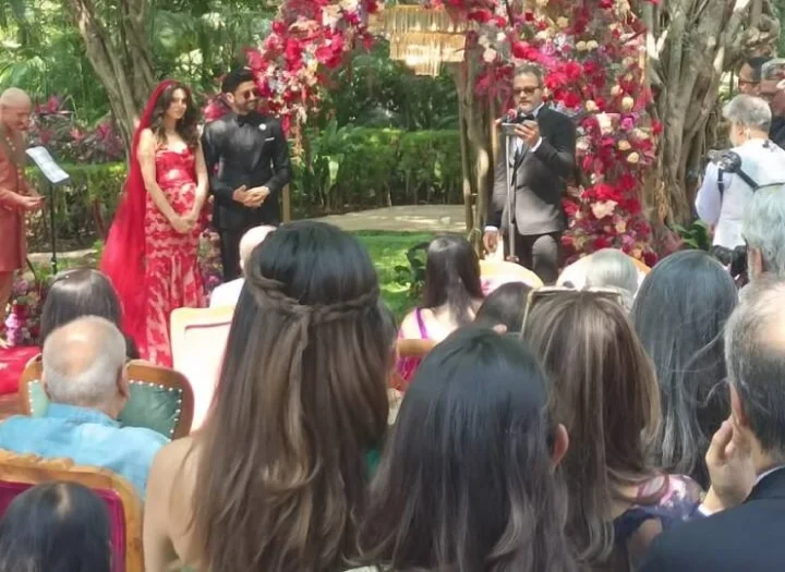farhan akhtar shibani dandekar first photo of marriage in khadala