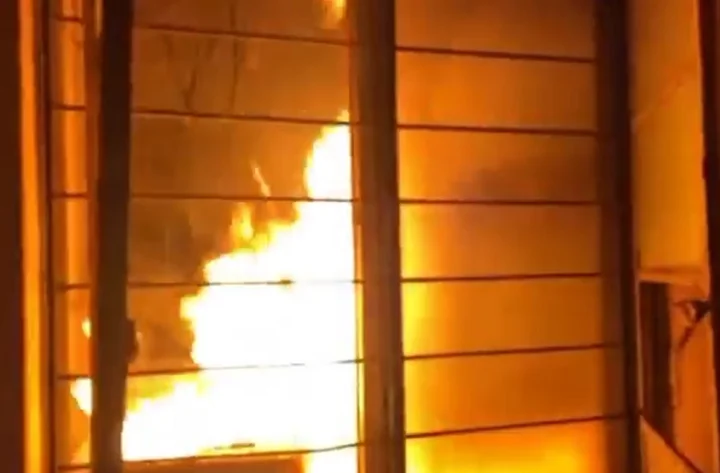 Farmers set fire to MSEDCL office in Kolhapur