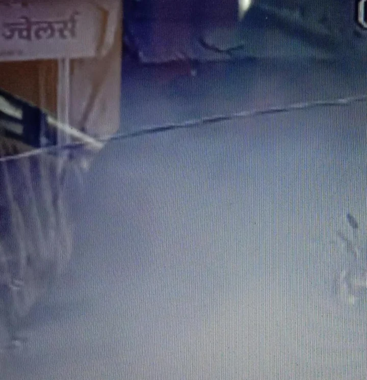 The two-story building collapsed like an address दुमजली इमारत पत्त्यासारखी कोसळली Marathi Regional News In Webdunia  Marathi