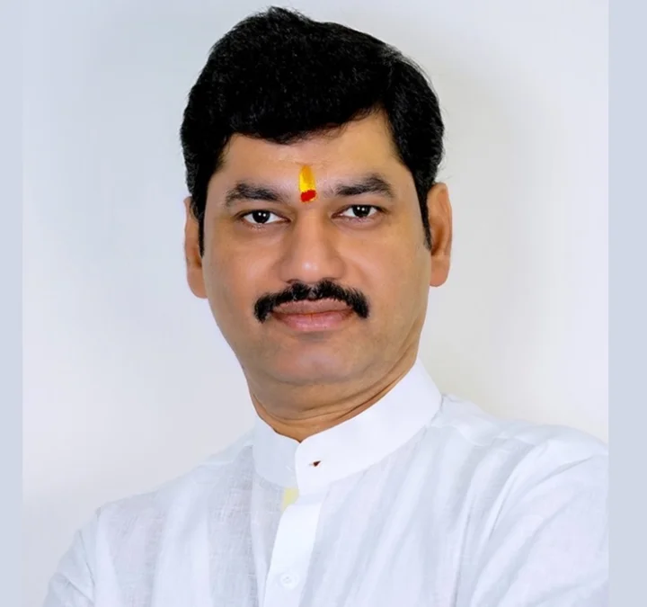 dhananjay munde