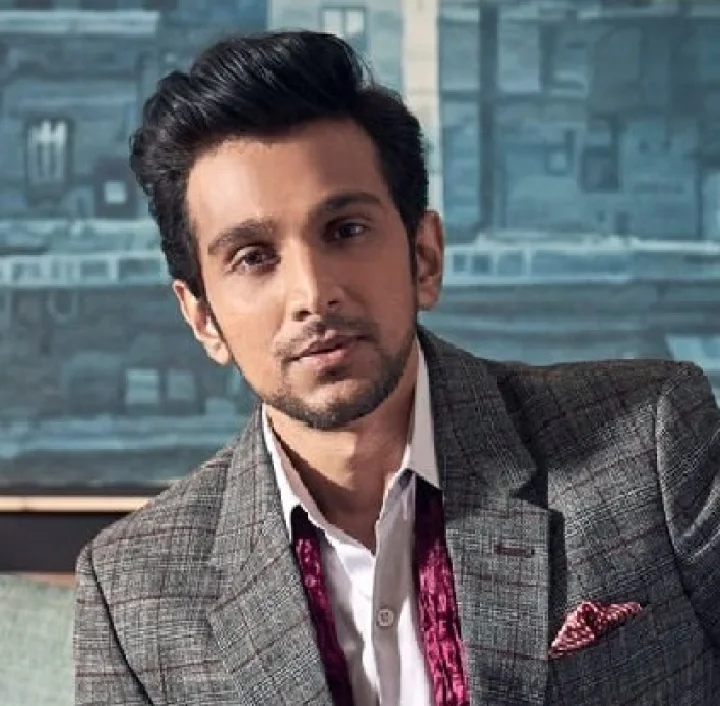 pratik gandhi