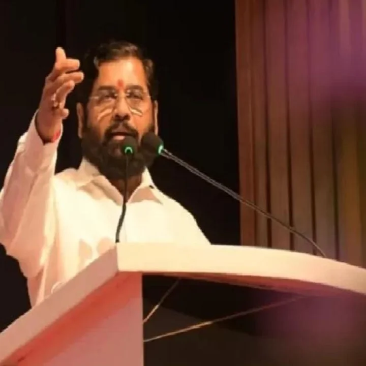 मुख्यमंत्री माझी लाडकी बहीण योजना : पात्रतेच्या अटी बदलल्या, अर्जाची तारीखही वाढवली, जाणून घ्या नवे बदल