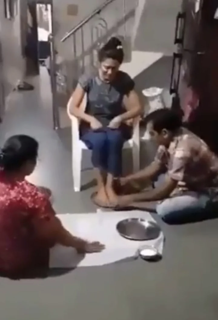 Parents keep the girl's footprints in the house before marriage. This heart touching video has been shared by IAS officer Sanjay Kumar