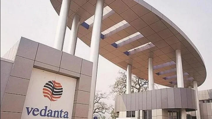 फॉक्सकॉन-वेदांता : महाराष्ट्राच्या हातातून 'या' कारणांमुळे निसटतायत प्रकल्प