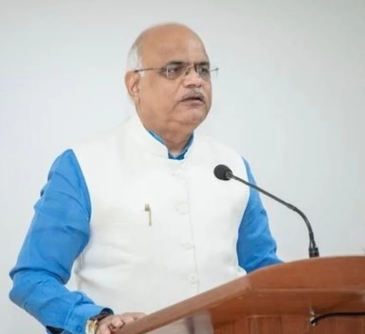 Dr. VINAY Sahasrabuddhe