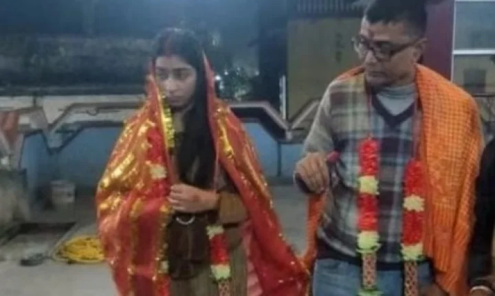 A teacher married his own student in Samastipur Bihar News In Marathi