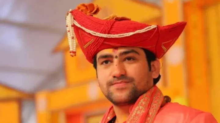 dhiredra shashatri krishna