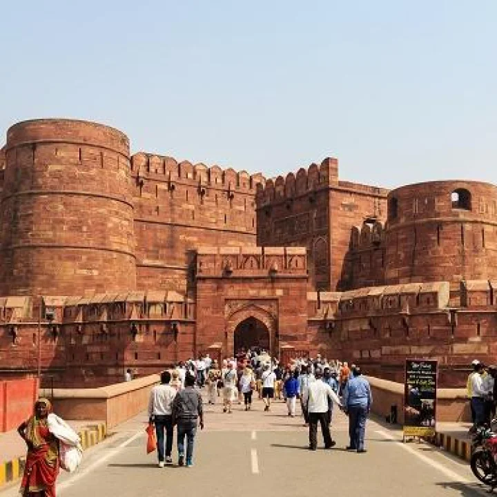 आग्रा किल्ल्यातील दिवाण-ए-आममध्ये यंदा प्रथमच होणार शिवजयंतीचा उत्सव