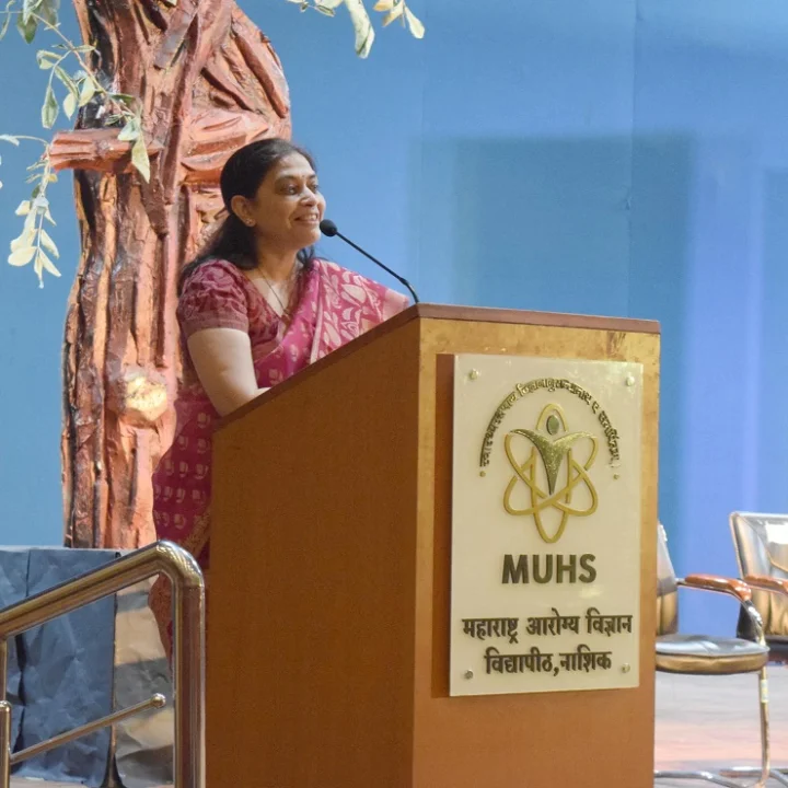 Increasing screen time is dangerous for everyone  Dr. Assertion by Sampada Tambolkar  Pediatrician Dr. Sampada Tambolkar  Maharashtra University of Health Sciences