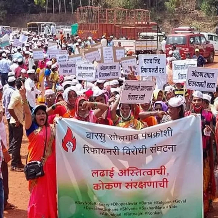 बारसू : ‘नको तिथं मारलं, पोलीस रात्री बाराला दार वाजवतात,’ महिलांचे आरोप, पोलीस म्हणतात, ‘आरोप खोटे’