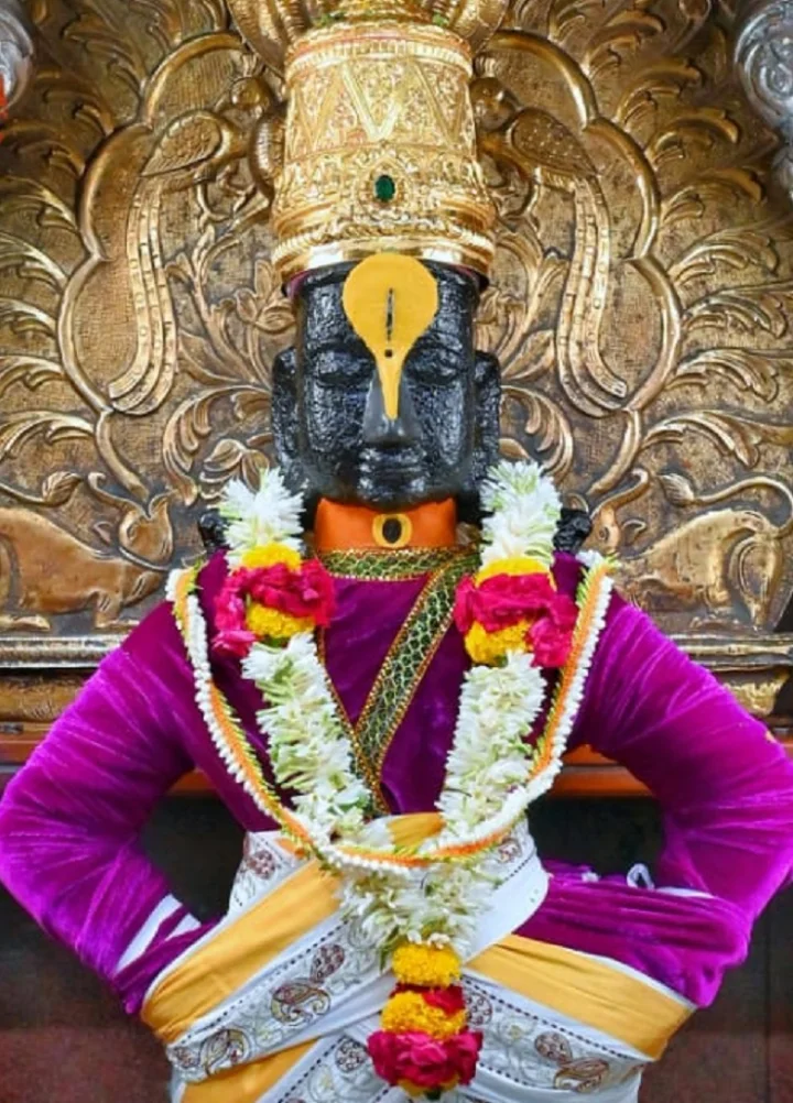 maulich murti vitthalachi lyrics