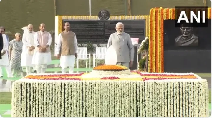 narendra modi sadaiv atal