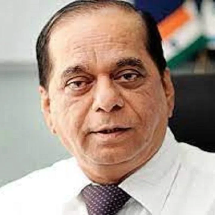 डीएसके : 'घराला घरपण' देणाऱ्या डीसकेंच्या साम्राज्याला घरघर कशी लागली?