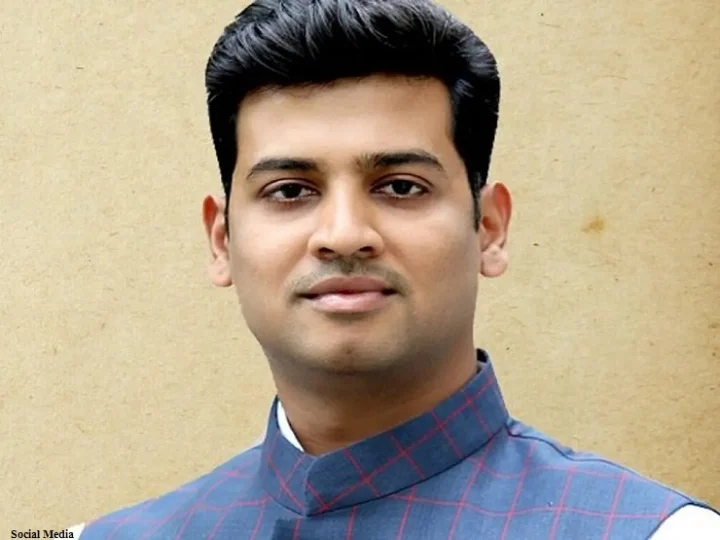 विधानसभा निवडणूक निकालापूर्वी महायुतीच्या नेत्यांनी घेतले तिरुपती बालाजींचे आशीर्वाद