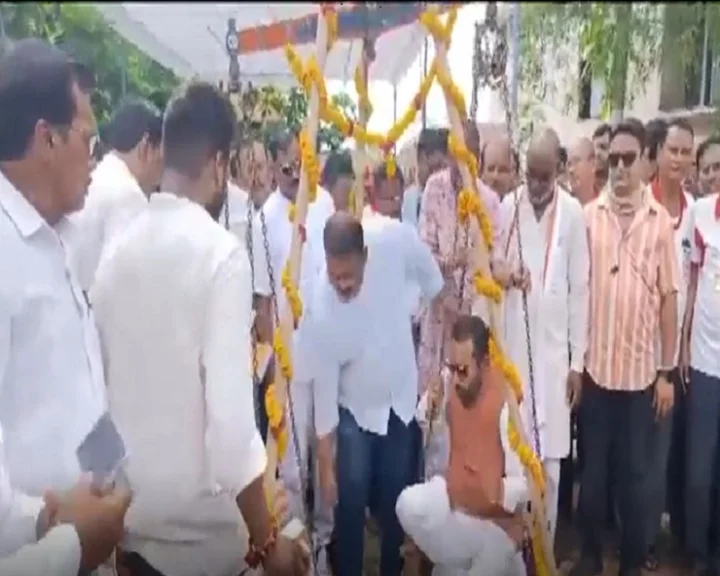 Prataprao Jadhav fell off the scales