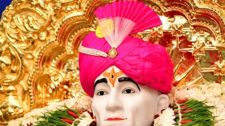 श्री गजानन महाराजाष्टक (दासगणूकृत)