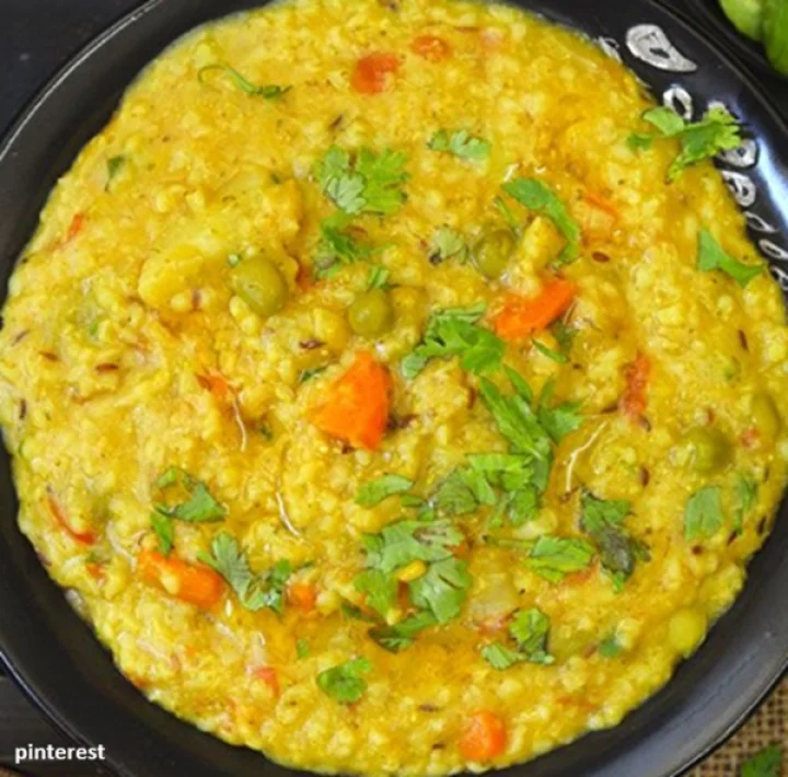 Daliya Khichdi Recipe