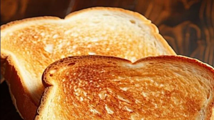 मुलांना नाश्त्यात बनवा सोपी रेसिपी Sweet Butter Toast