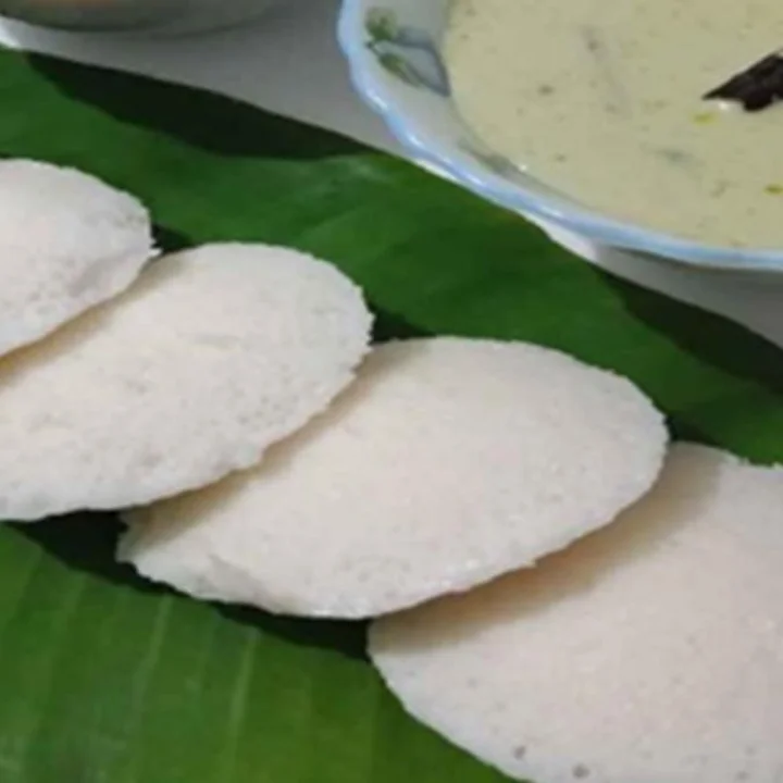 makhana idli-chutney