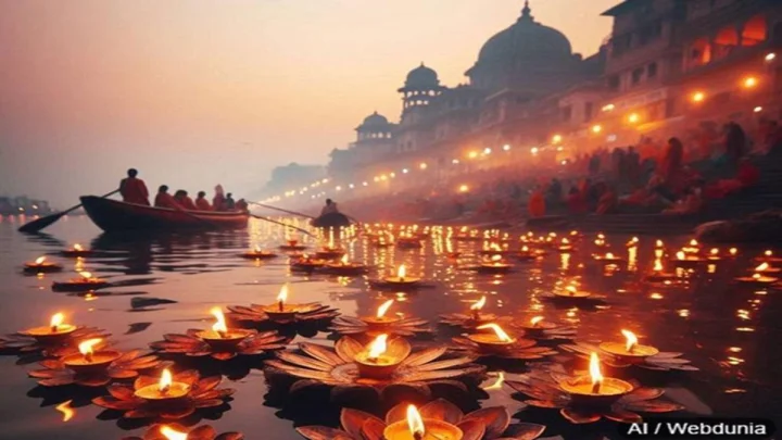 दीपोत्सव-गोवर्धन पूजा विशेष उत्तर प्रदेशातील मंदिरांना भेट देऊन साजरे करा दिवाळीचे खास पर्व