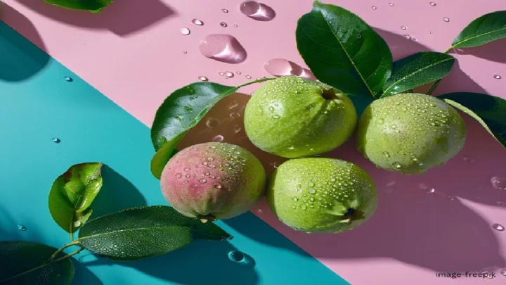 Who should not eat guava