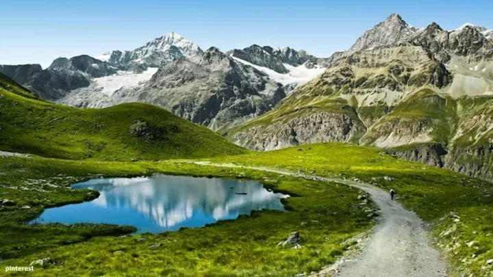 नैसर्गिक सौंदर्यासाठी प्रसिद्ध असलेले एक खास ठिकाण स्वित्झर्लंड