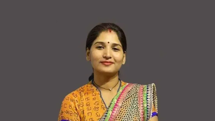 स्वराज्य शक्ती सेना पक्ष राज्यात सर्वत्र स्थानिक स्वराज्य संस्थांची निवडणूक लढवणार: करुणा मुंडे यांची मोठी घोषणा ही बातमी तयार करुन द्या