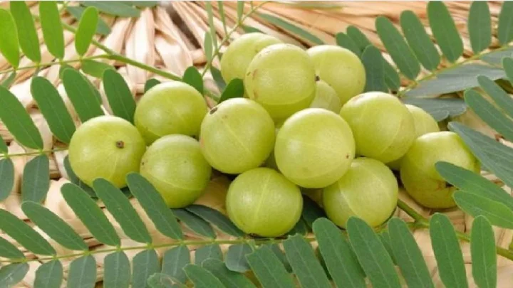 Steamed amla