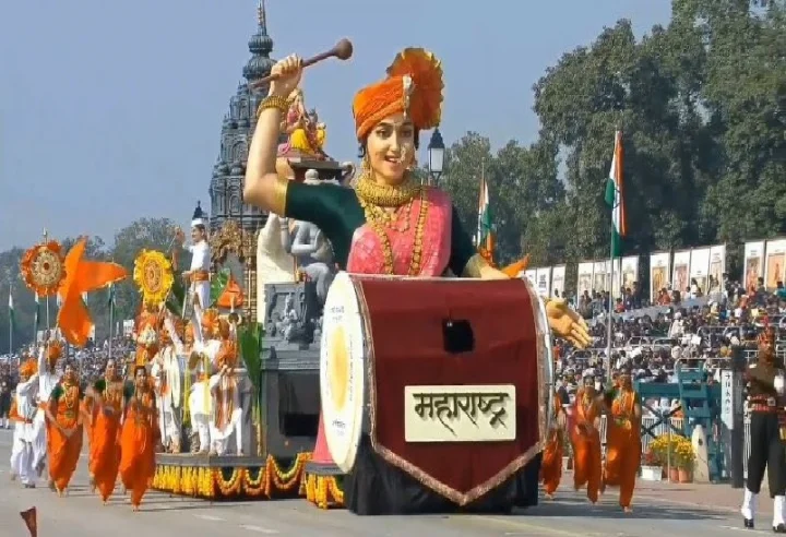 maharashtra chitrarath, first position, Republic Day parade, Maharashtra's tableau secured the first position