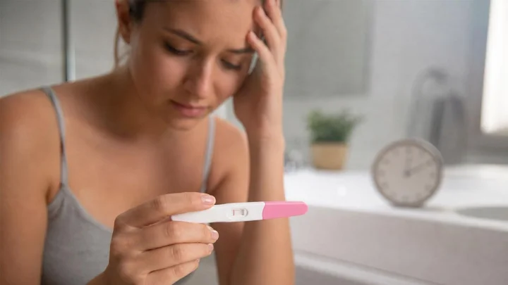 Pregnancy Test Tips मासिक पाळी चुकली? लगेच प्रेग्नन्सी टेस्ट करावी का? योग्य वेळ जाणून घ्या
