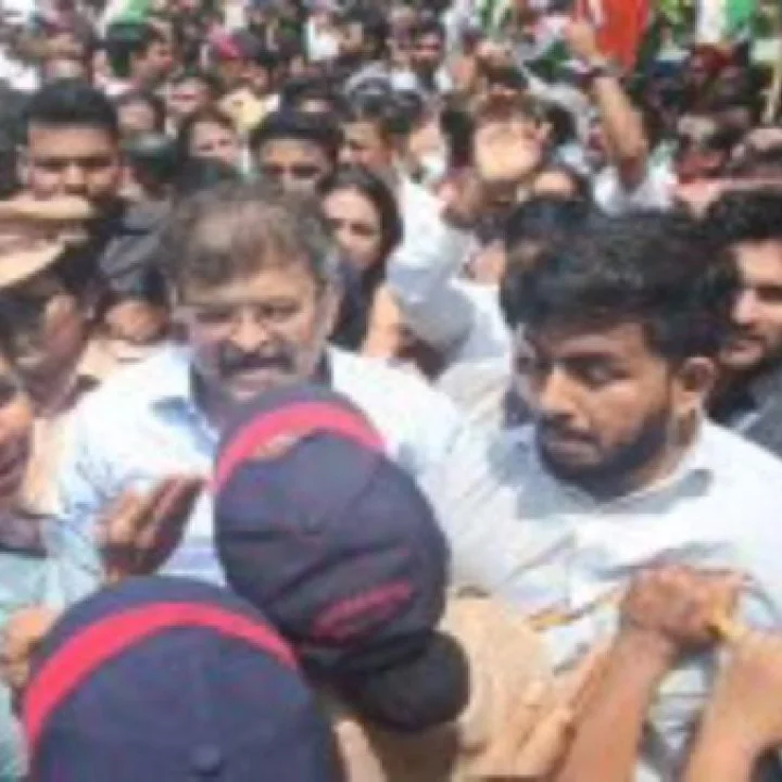 supriya sule arrest
