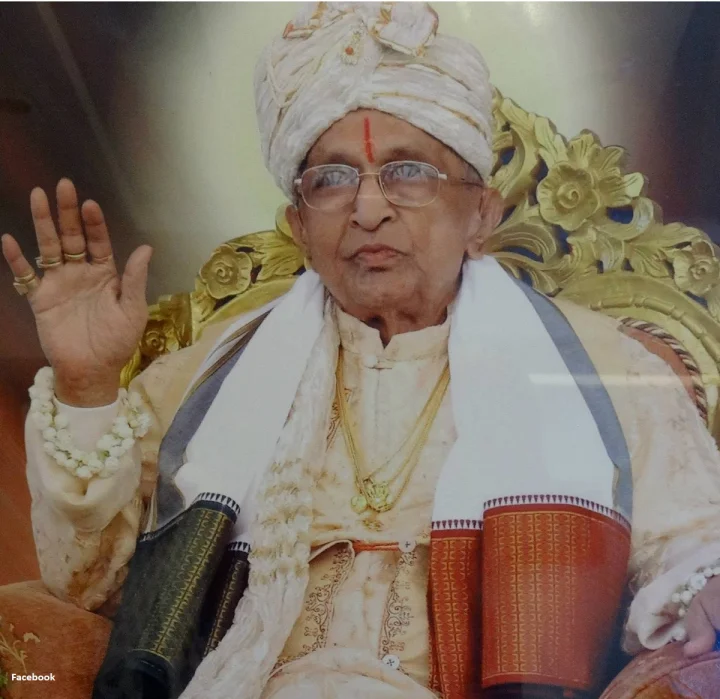 प. पू. सदगुरु श्री जनार्दन स्वामी खेर: एक अलौकिक ईश्वरी शक्ती आणि तारणहार
