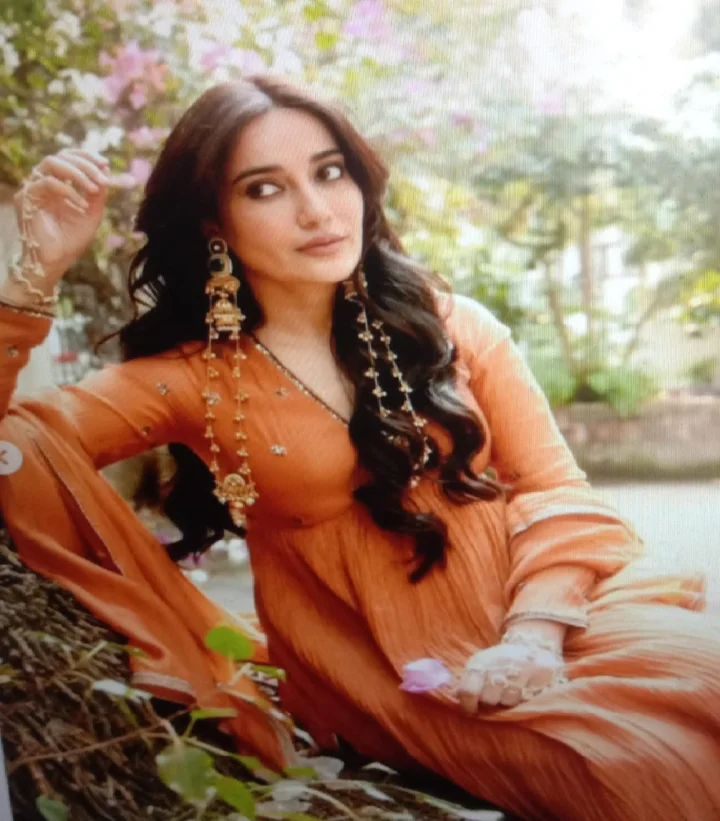 surbhi jyoti