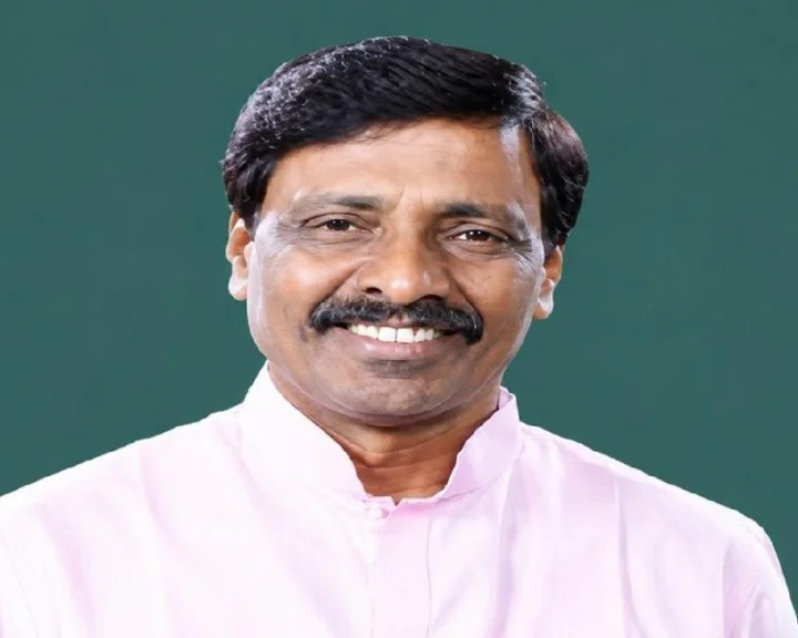 vinayak raut
