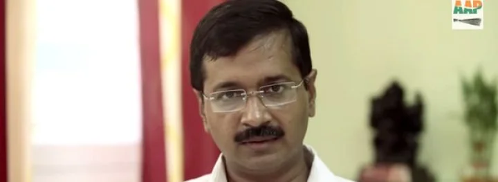 The central government has banned the Kejriwal government's door-to-door ration scheme