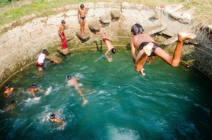 உடல் எடையை குறைக்க நீச்சல் பயிற்சி