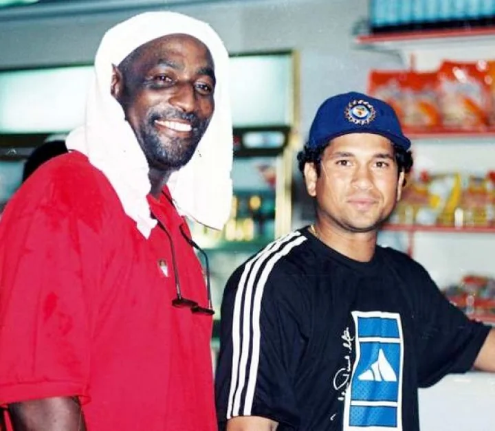 இந்திய ’மாஸ்டர் பேட்ஸ்மேனை’ வீழ்த்திய வெஸ்ட் இண்டீஸ் ’டெஸ்ட் புயல்’