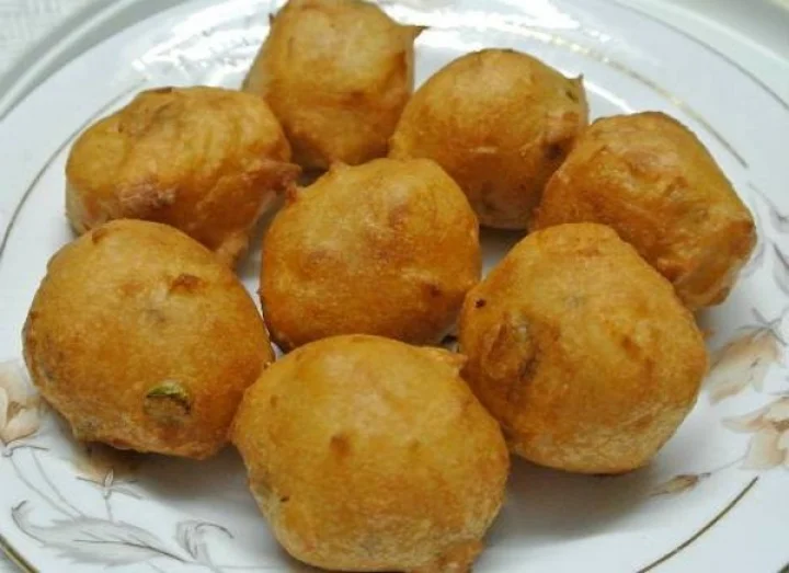 சிறுதானிய போண்டா  தினை - சோளம்