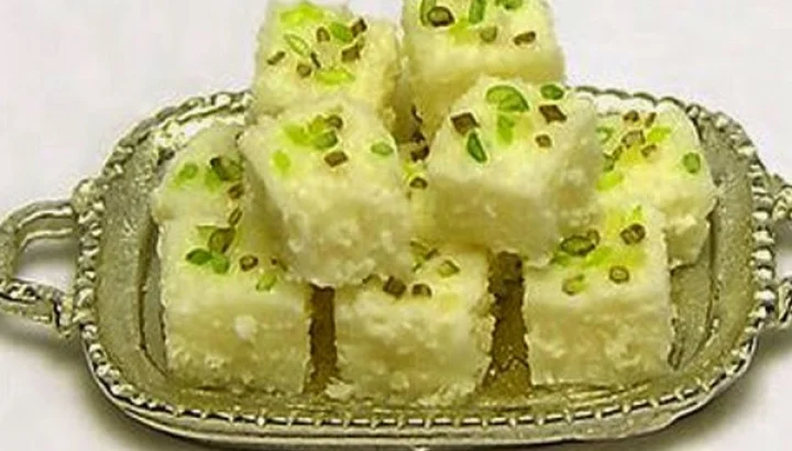 மைதா மில்க் பர்பி