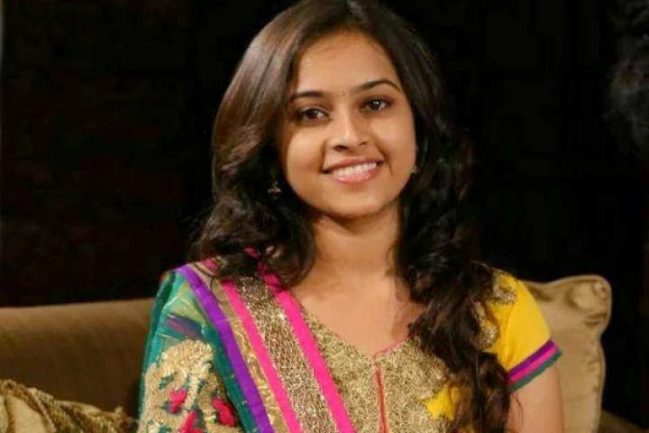 சொந்தமாக டப்பிங் பேசியிருக்கேன் - ஸ்ரீதிவ்யா பேட்டி