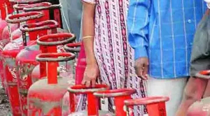 சமையல் எரிவாயு மானியத்தை விட்டுக்கொடுத்த 75 லட்சம் குடும்பங்கள்: அருண் ஜெட்லி