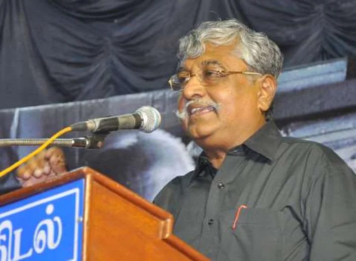 குளு குளு மேடை ஜெயலலிதா - கோடை வெயிலில் பொது மக்கள் - சுப.வீ. தாக்குதல்