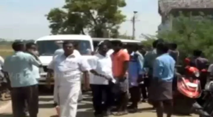 ஒட்டு கேட்க வந்த வேட்பாளரை ஓட வைத்த பொதுமக்கள்