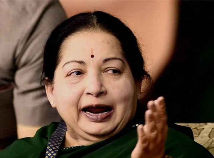 தொலைப்பேசியில் பேசிய முதல்வர் ஜெயலலிதா!