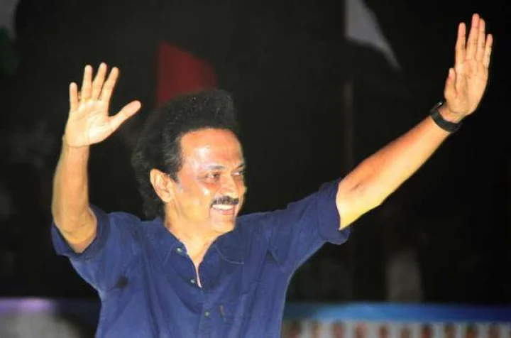 அதிமுக அரசுக்கு மு.க.ஸ்டாலின் வாழ்த்து