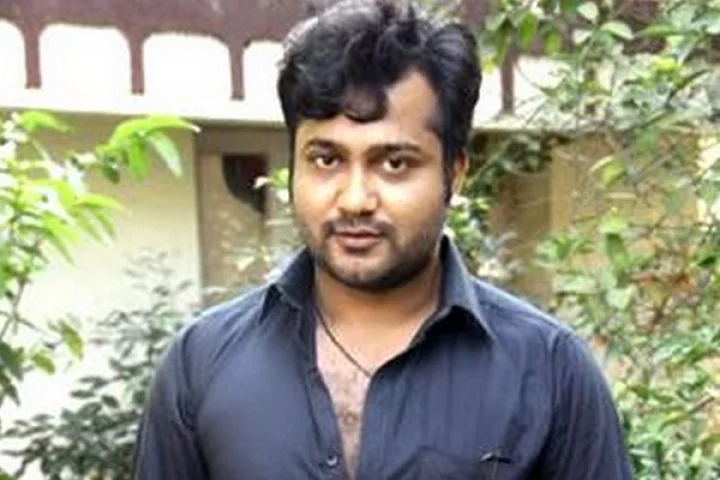 மீரா ஜாக்கிரதை - குற்றம் நடந்தது என்ன?